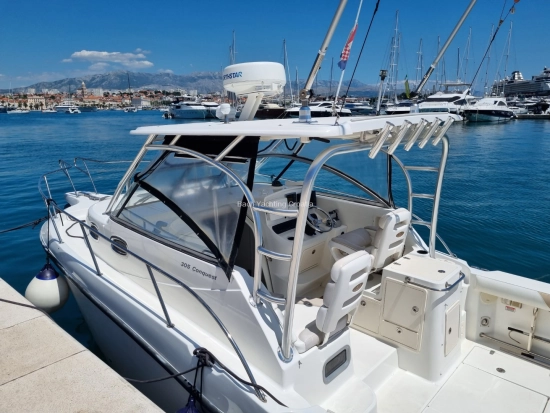 Boston Whaler Conquest 305 usado à venda