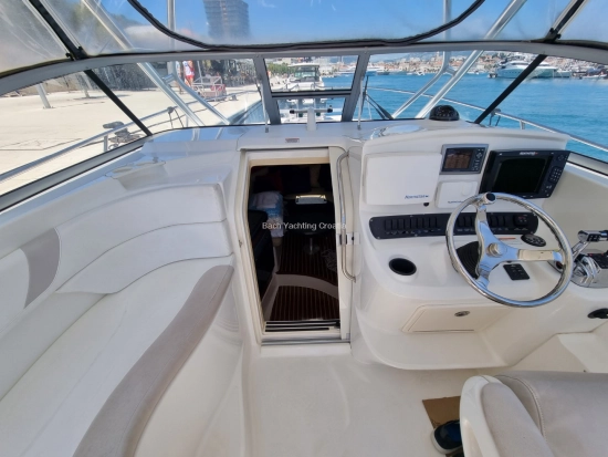 Boston Whaler Conquest 305 usado à venda