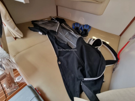 Boston Whaler Conquest 305 usado à venda