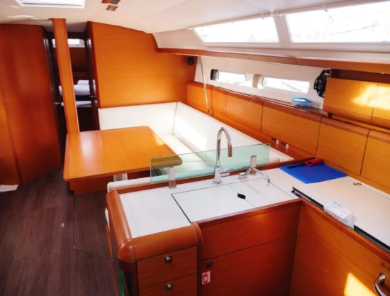 Jeanneau Sun Odyssey 449 usado à venda