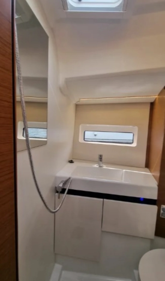 Jeanneau Sun Odyssey 490 usado à venda