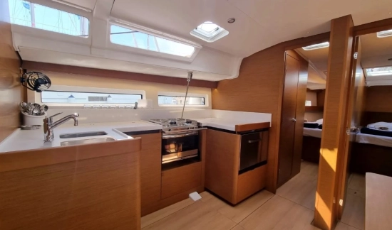 Jeanneau Sun Odyssey 490 usado à venda
