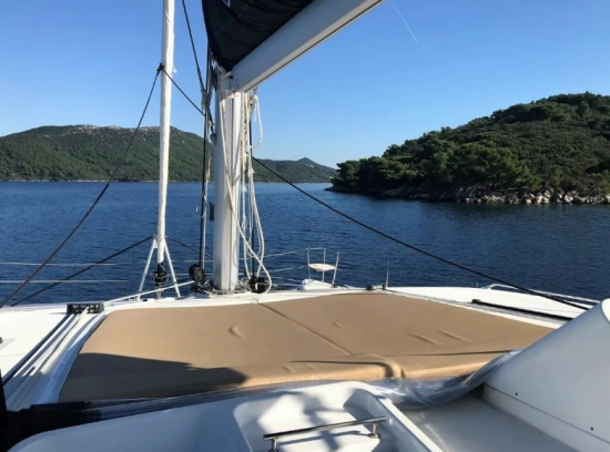Lagoon 450 F usado à venda