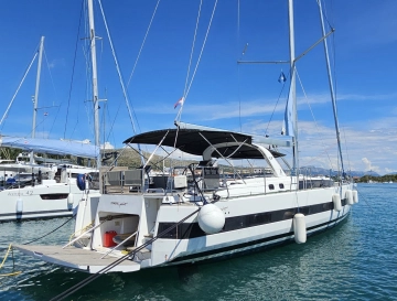 Beneteau Oceanis Yacht 62 usata in vendita