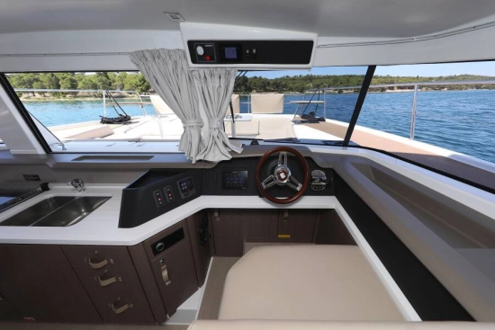 Bali Catamarans 4.3 MY usado à venda
