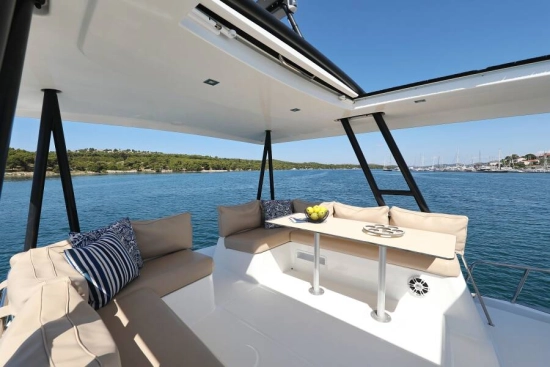 Bali Catamarans 4.3 MY usado à venda