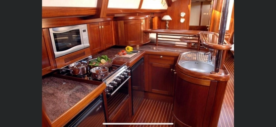 Lagoon Royal Pilot Saloon 65 usado à venda