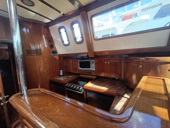 Lagoon Royal Pilot Saloon 65 usado à venda