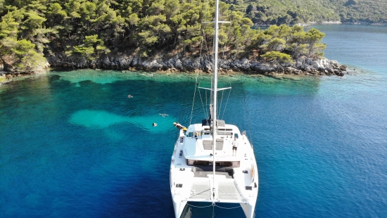 Lagoon 450 F usata in vendita