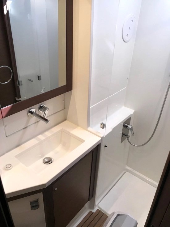 Lagoon 450 F usata in vendita