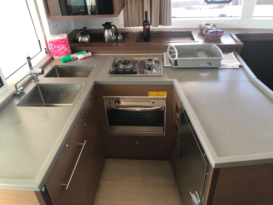 Lagoon 450 F usata in vendita