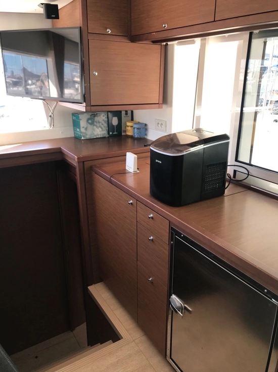 Lagoon 450 F usata in vendita