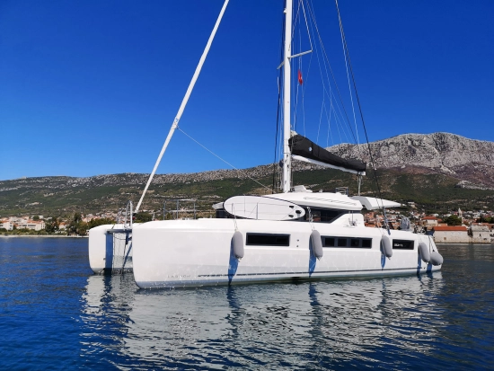 Lagoon 50 usata in vendita