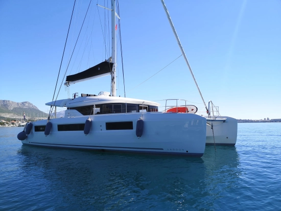 Lagoon 50 usata in vendita