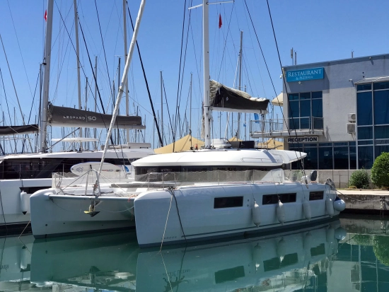 Lagoon 50 usata in vendita