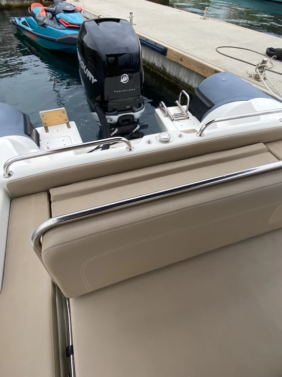Joker boat Clubman 26 usado à venda