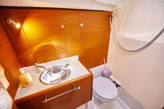 Jeanneau Sun Odyssey 449 usado à venda