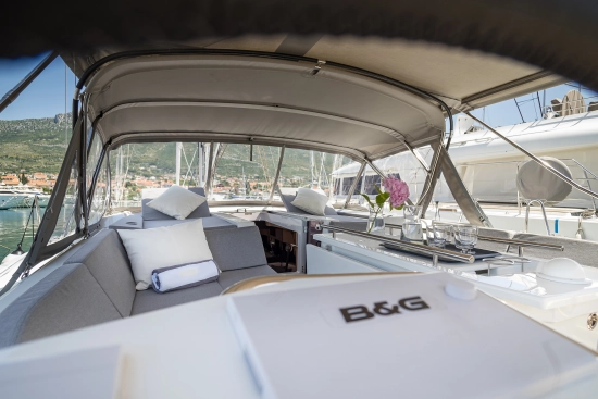Beneteau Oceanis 51.1 usado à venda
