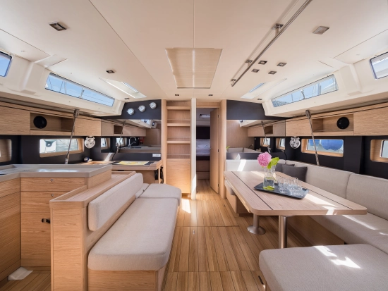 Beneteau Oceanis 51.1 usado à venda