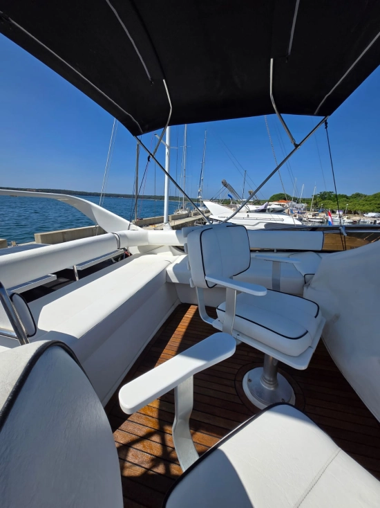 Silverton Sedan Cruiser 36 Fly de segunda mano en venta
