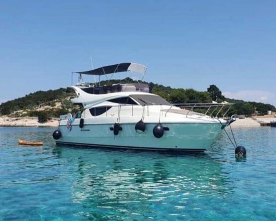 Ferretti 460 Fly usado à venda