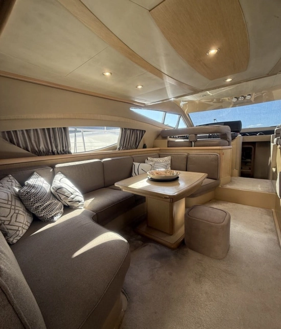 Ferretti 460 Fly usado à venda