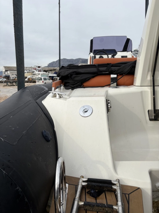 Brig Eagle 8H Hypalon usado à venda