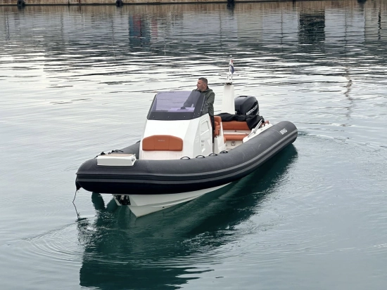 Brig Eagle 8H Hypalon usado à venda