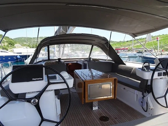 Dufour Yachts Grand Large 520 (3 cabins) de segunda mano en venta