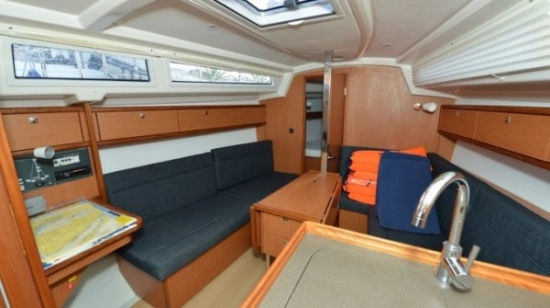 Bavaria Yachts 33 Cruiser usata in vendita
