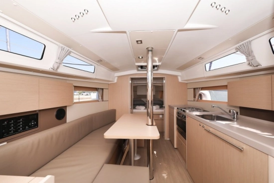Beneteau Oceanis 35.1 usado à venda