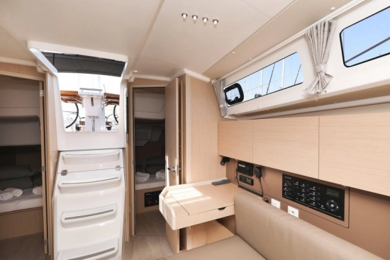 Beneteau Oceanis 35.1 usado à venda