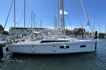 Beneteau Oceanis 34.1 usado à venda