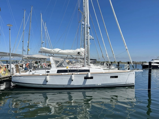 Beneteau Oceanis 38.1 usata in vendita