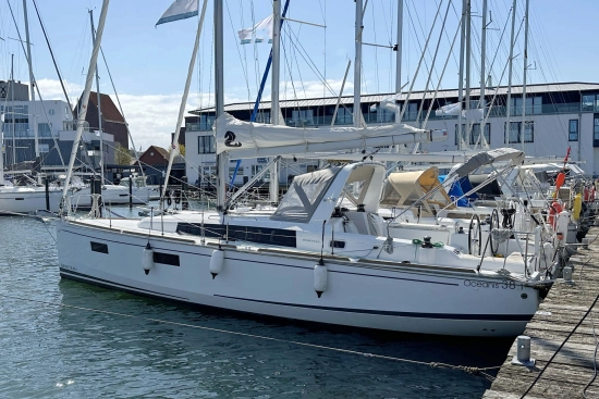 Beneteau Oceanis 38.1 usata in vendita