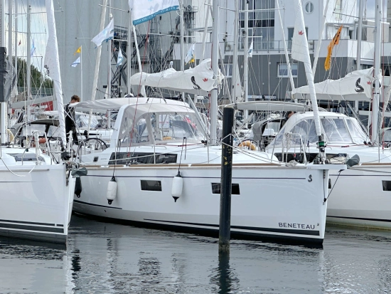 Beneteau Oceanis 38.1 usata in vendita