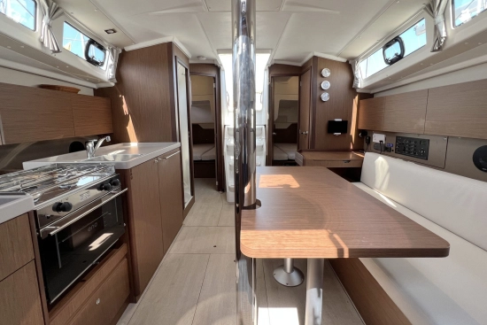 Beneteau Oceanis 38.1 usata in vendita