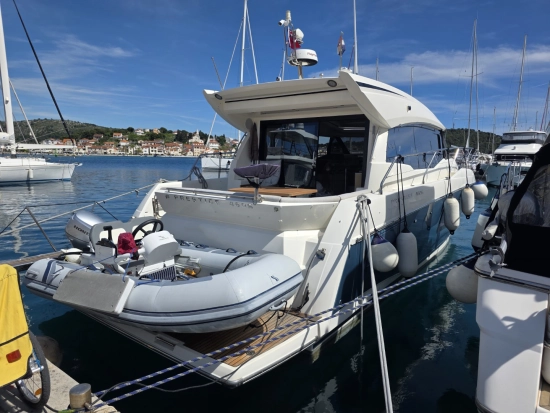 Prestige 460 S usado à venda