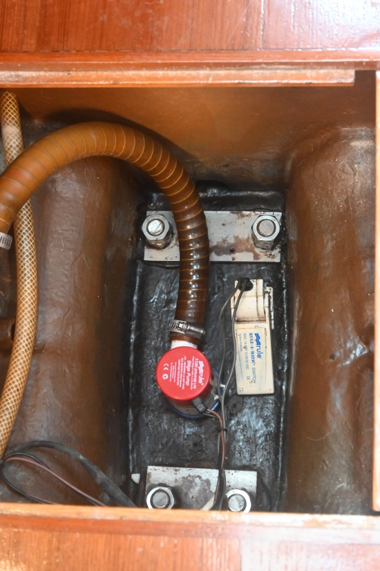 Elan Marine 431 usado à venda