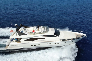 Ferretti 68 usata in vendita