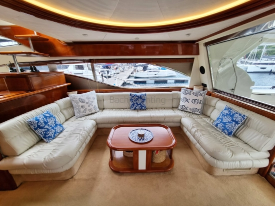 Ferretti 68 usata in vendita
