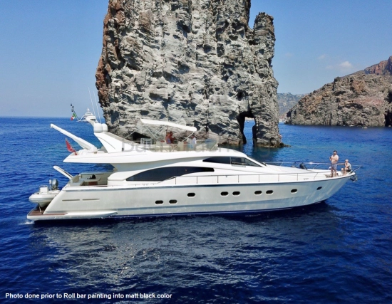 Ferretti 68 usata in vendita