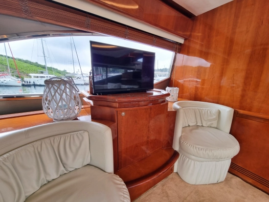Ferretti 68 usata in vendita