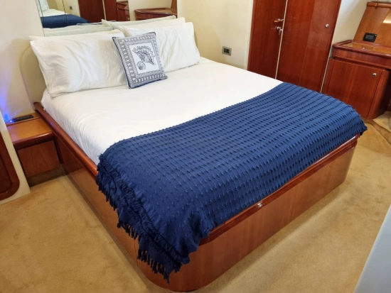 Ferretti 68 usata in vendita