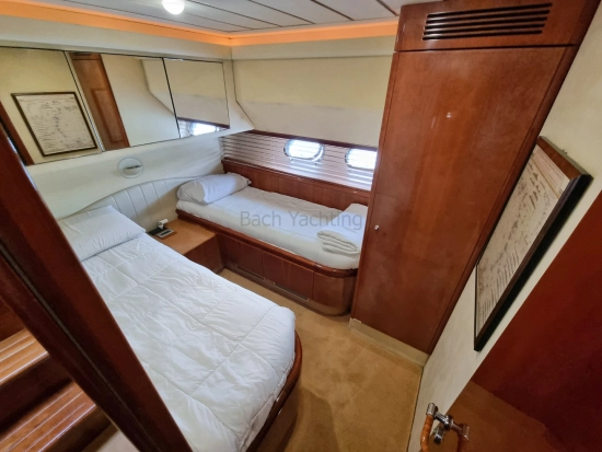 Ferretti 68 usata in vendita