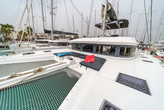 Lagoon 50 usata in vendita