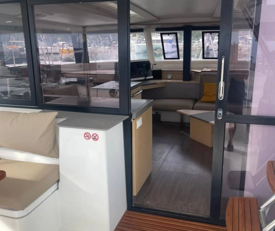 Fountaine Pajot Saona 47 usado à venda