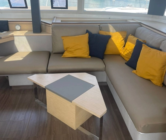 Fountaine Pajot Saona 47 usado à venda