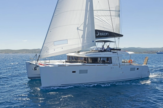 Lagoon 450F usado à venda