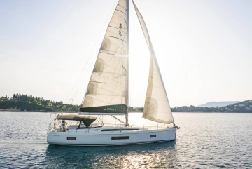 Beneteau Oceanis 51.1 usado à venda